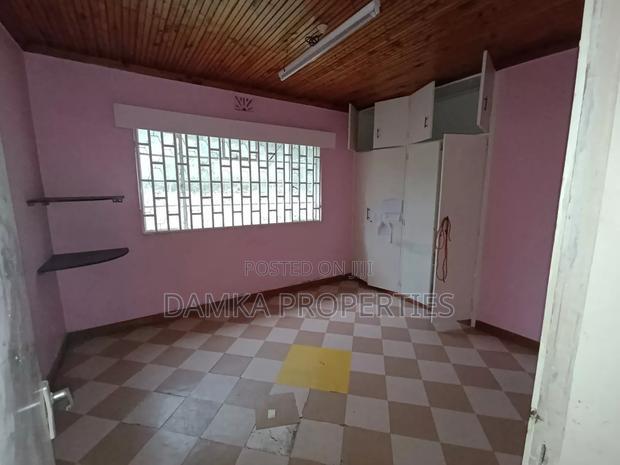 4bdrm Bungalow in Milimani, Nakuru Town East for sale