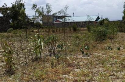 50*100 Plot for Sale in Pipeline 300mts From Tarmac