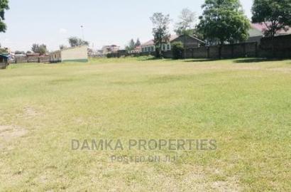 2 and 1/4 Acres for Sale in Nakuru Town