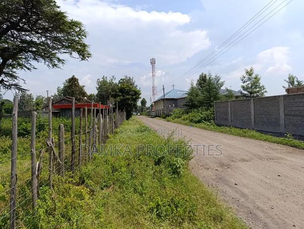 50*100 Plots for Sale 100mts From Tarmac at Mwariki Police