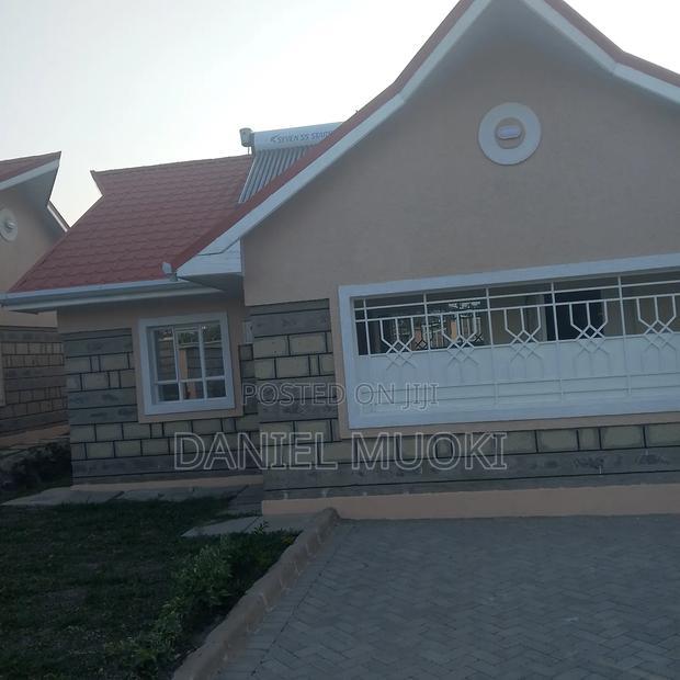 3bdrm Maisonette in Accacia, Kitengela for sale