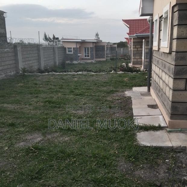 3bdrm Maisonette in Accacia, Kitengela for sale