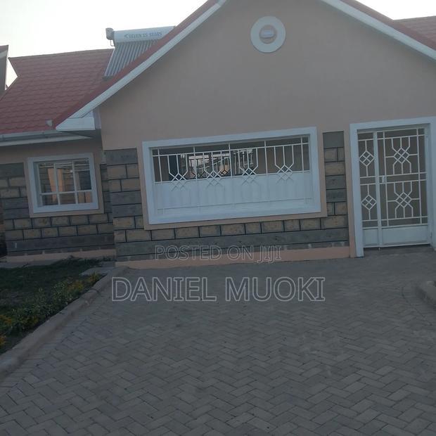 3bdrm Maisonette in Accacia, Kitengela for sale