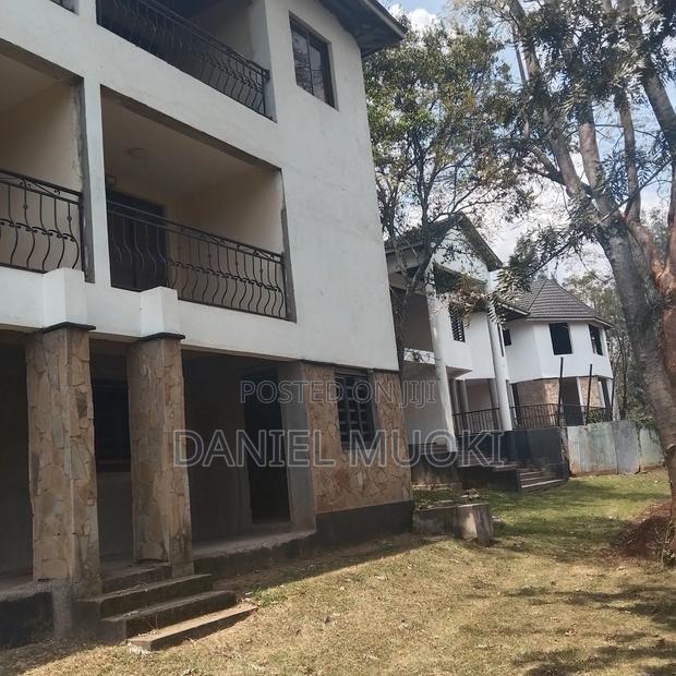 Karen Plot on Sale 4 Acre With 24bedrooms