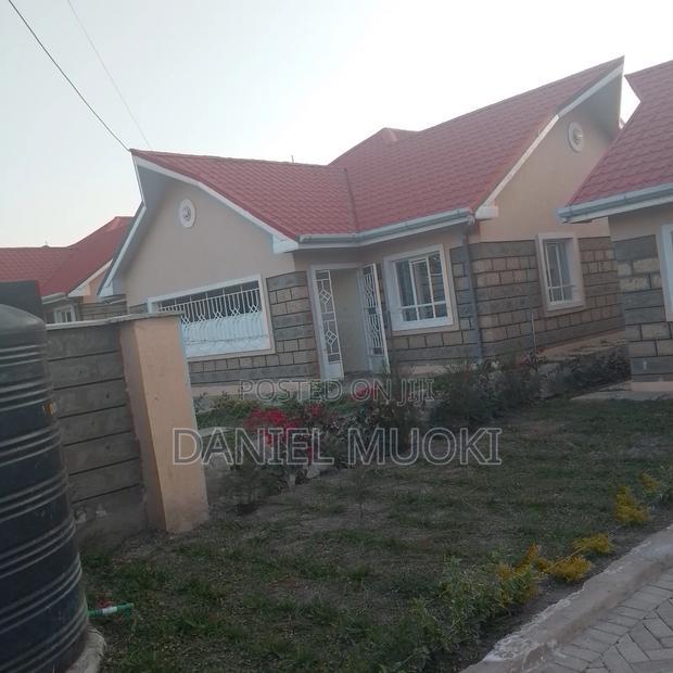 3bdrm Maisonette in Accacia, Kitengela for sale