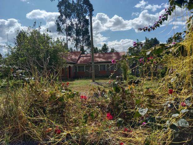 5bdrm Bungalow in Kabati, Kimorori/Wempa for sale