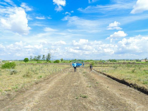 1,400,000 Land in Kamulu Residential