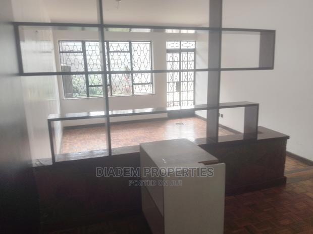 Commercial Maissionette to Let in Riara Rd