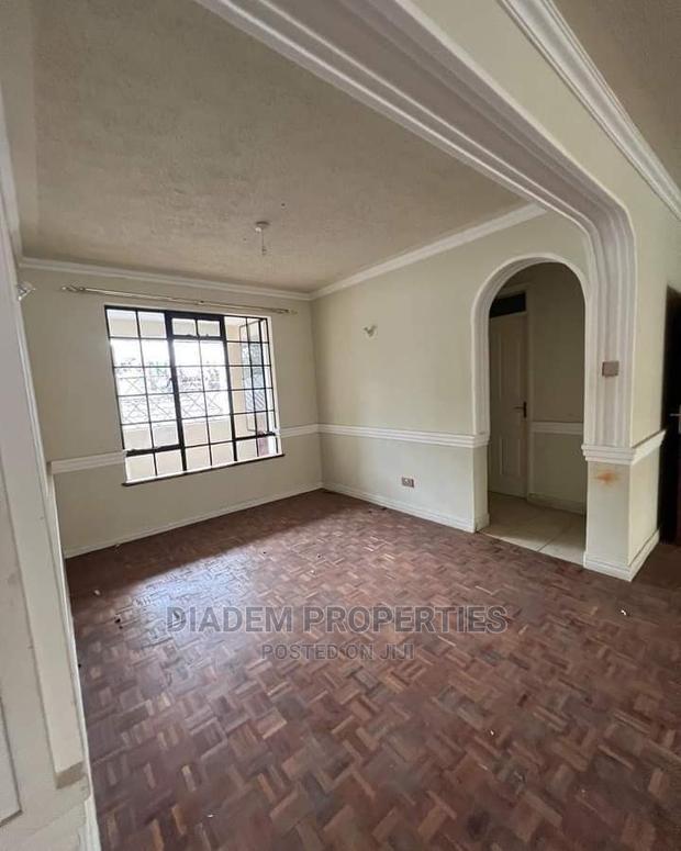 3bdrm Apartment in Valley Arcade for rent