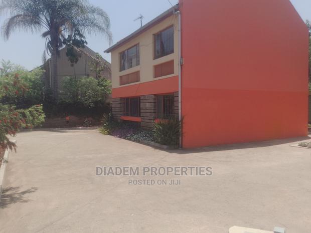 Commercial 5 Bedroom Maissionette to Let