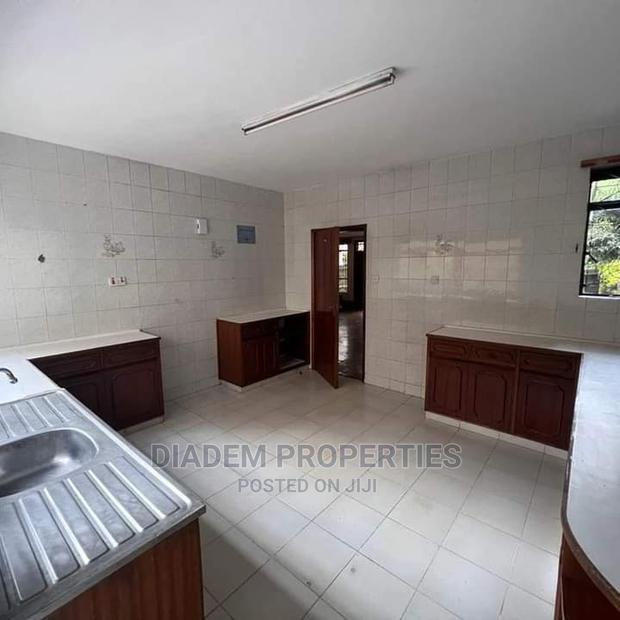 4bdrm Townhouse / Terrace in Lavington for Rent