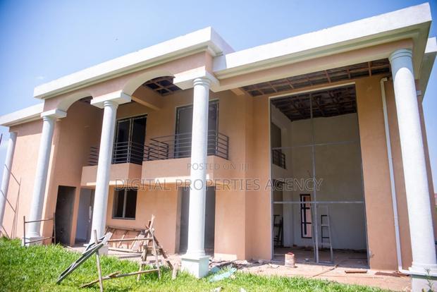 6bdrm Maisonette in Kiambu Migaa Golf for sale
