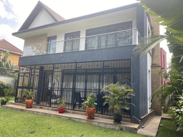 4bdrm Duplex in Garden Estate, Ridgeways for sale