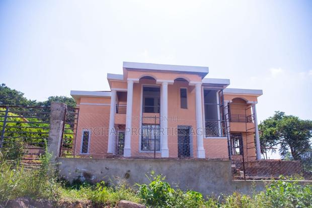 6bdrm Maisonette in Kiambu Migaa Golf for sale