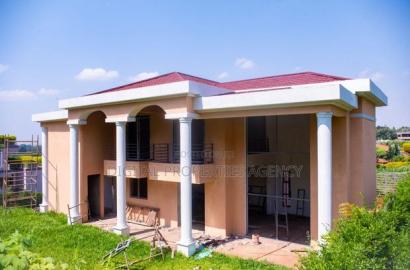 6bdrm Maisonette in Kiambu Migaa Golf for sale