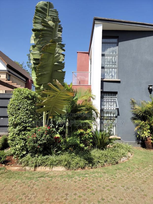 4bdrm Duplex in Garden Estate, Ridgeways for sale