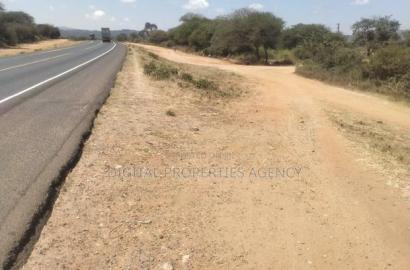 10.8 Acres Near Salama Town With 300mts From Mombasa
