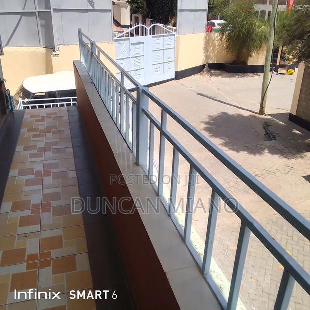 3bdrm Apartment in Kwa Maji, Kiserian for rent