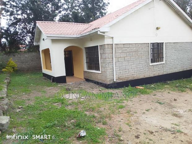 3bdrm Bungalow in Past Limpa Area, Kiserian for rent