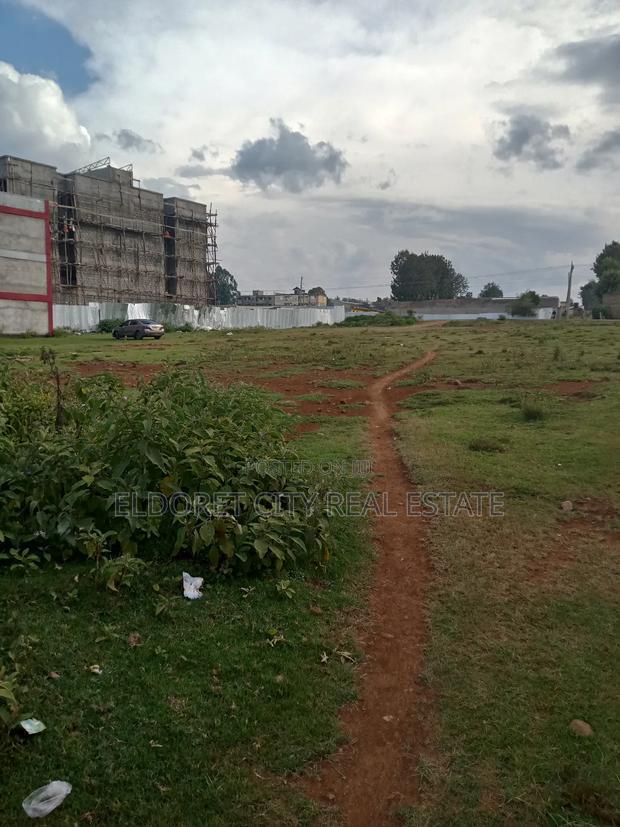 1/16 Plot Annex Near Sarayoit Road With Title.