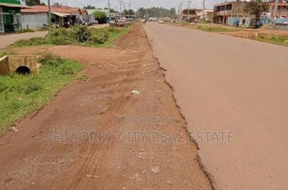 1/8 Plot Junction Kimumu Touching Tarmac