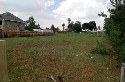 1/4 Plot Outspan Good for Residential