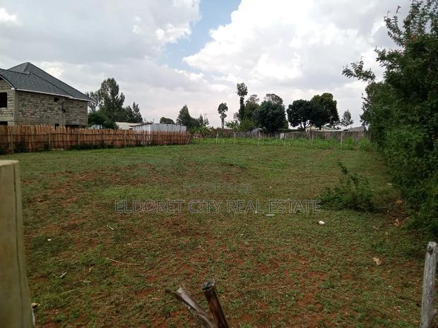 1/4 Plot Outspan Good for Residential