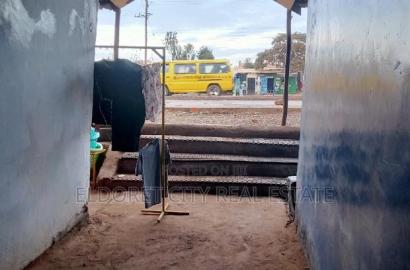 1/4 Plot Near Khetias Touching Tarmac