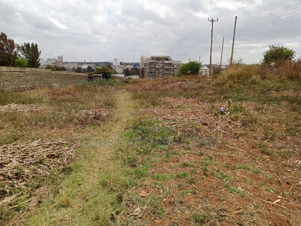 1/2acre Pioneer Estate With Title