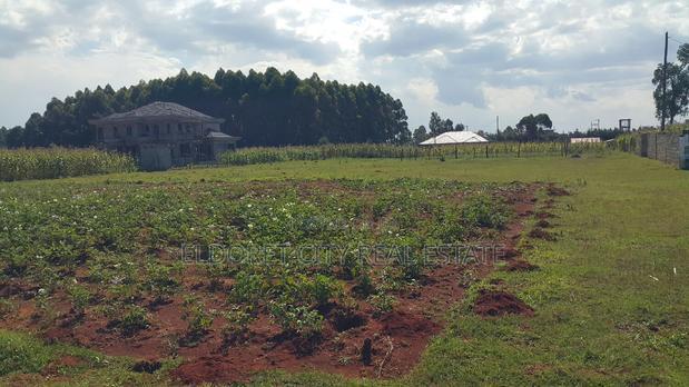 1/4 Plot Kiplombe With Title
