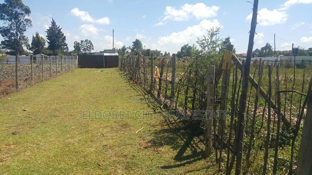 1/4 Plot With Title Outspan Less Than 500metres
