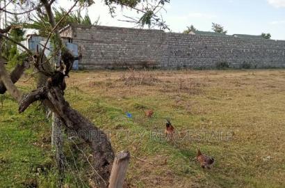 1/4 Plot Kimumu for Sale With Title