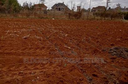 1/2 Acre Elgonview Upper With Title