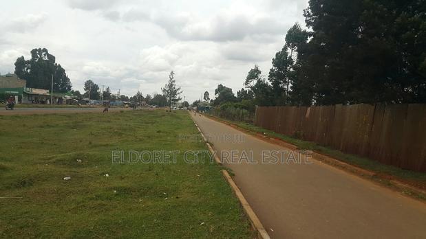 1 Acre in Racecourse Kapsabet Highway Touching Tarmac