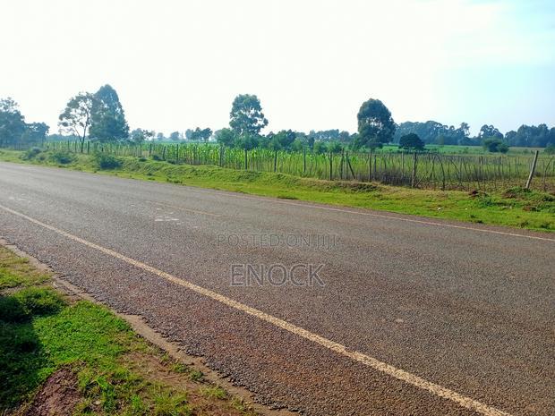 Prime 1/8acre Touching Tarmac in Ilula Muyengwet