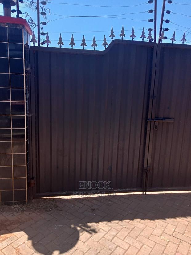 3bdrm Mansion in Racecourse Estate for Sale