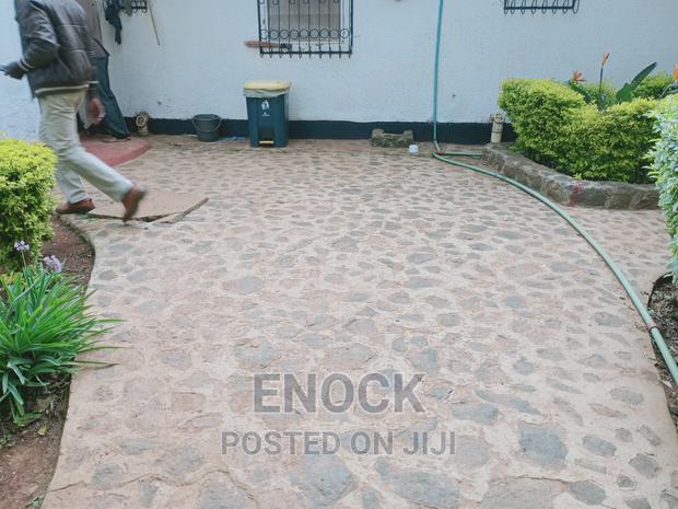 6bdrm Bungalow in Car Wash, Kimumu for sale