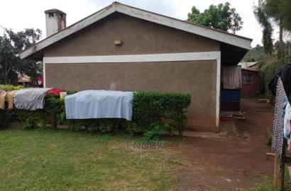 2bdrm House in Roadblock, Huruma for Sale