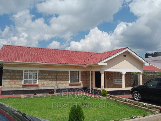 3bdrm Bungalow in Annex, Racecourse for sale