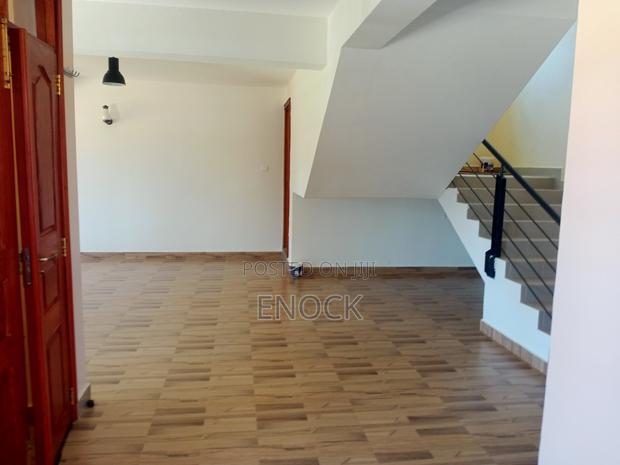 5bdrm Mansion in Lower Elgon View for sale