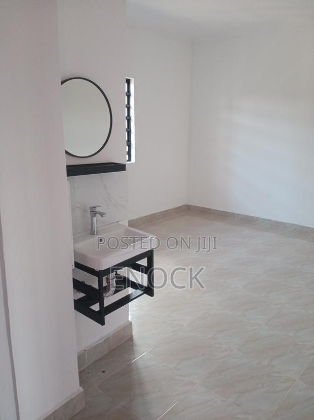 3bdrm Bungalow in Kibulgeny, Kiplombe for sale