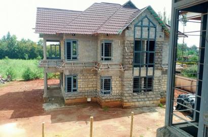 4bdrm Mansion in Upper Elgonview for sale
