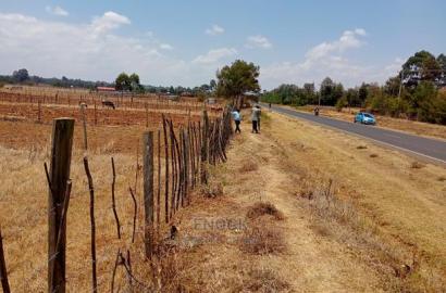 1/8acre Touching Tarmac in Ilula , Eldoret