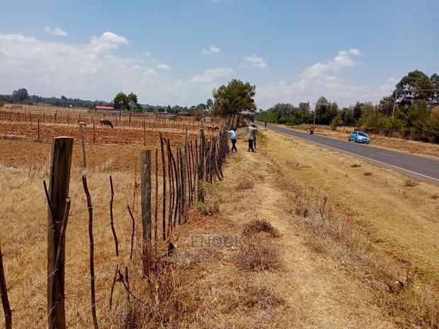 1/8acre Touching Tarmac in Ilula , Eldoret
