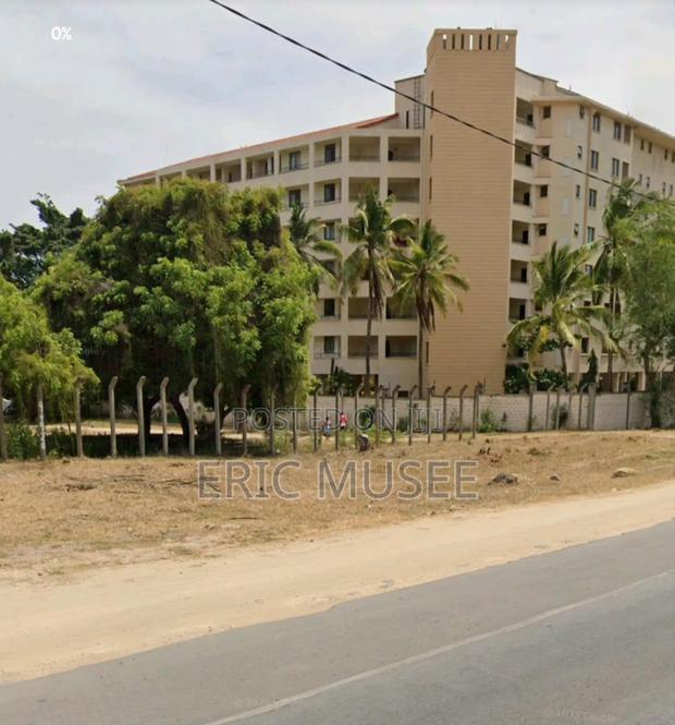 1 Acre Pavillion. Msa/MLD Highway