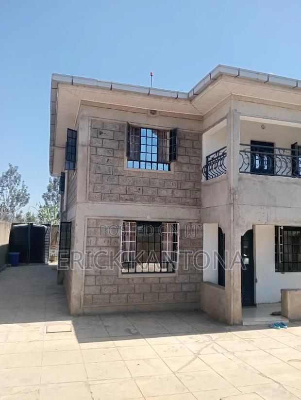 5bdrm Maisonette in Coradini Palace, Utawala for sale