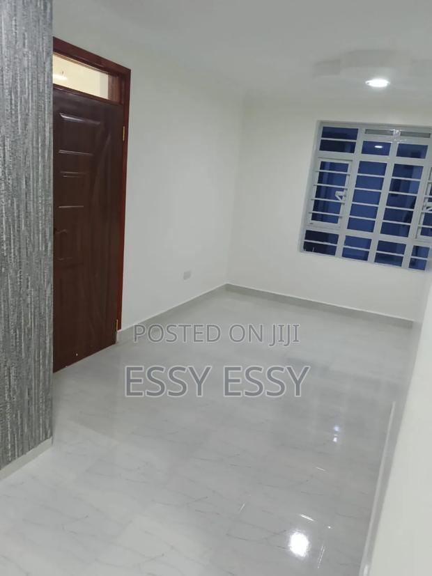 4bdrm Maisonette in Tola Estate for sale