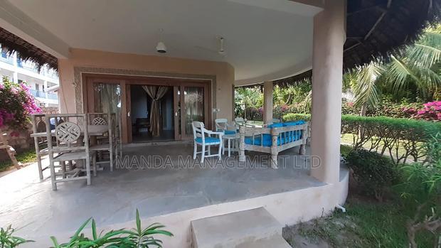 Furnished 2bdrm Villa in Park Marine, Town Centre for sale
