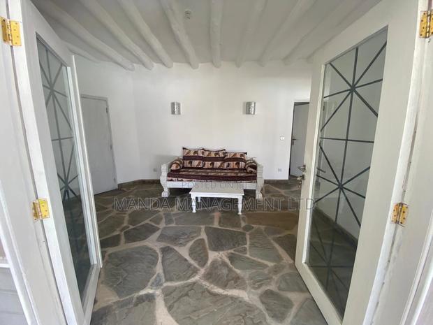New Cozy Maisonette