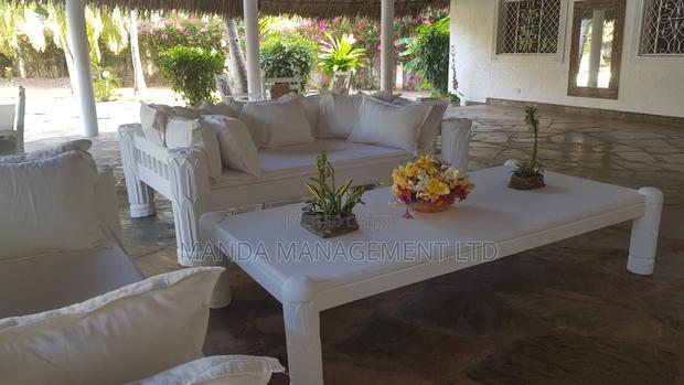 Furnished 4bdrm Villa in Shella for sale